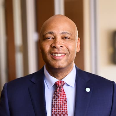 David Bozeman | CEO| C.H. Robinson